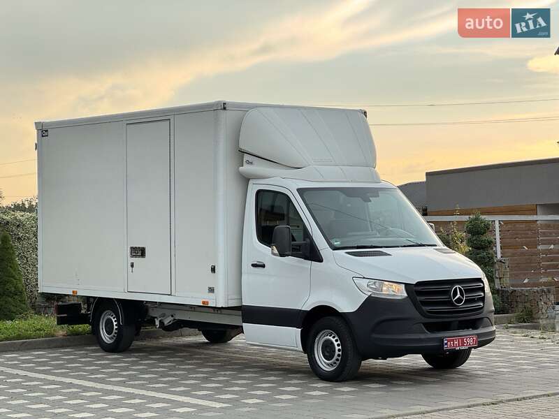 Mercedes-Benz Sprinter 2021