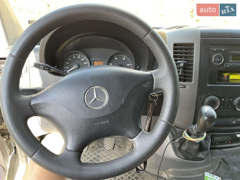 Грузовой фургон Mercedes-Benz Sprinter 2011 в Луцке