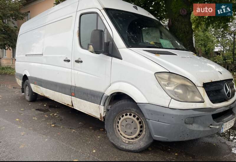 Вантажний фургон Mercedes-Benz Sprinter 2008 в Чернівцях фото 7 Вантажний фургон Mercedes-Benz Sprinter 2008 в Чернівцях