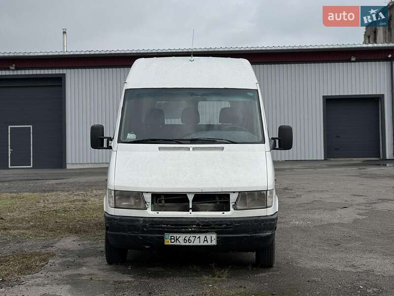 Грузовой фургон Mercedes-Benz Sprinter 1999 в Ровно