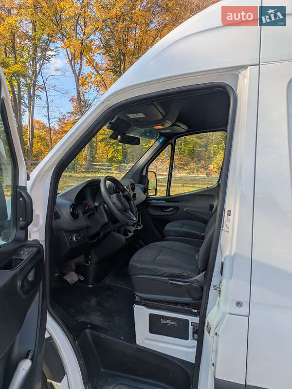 Грузовой фургон Mercedes-Benz Sprinter 2020 в Бережанах