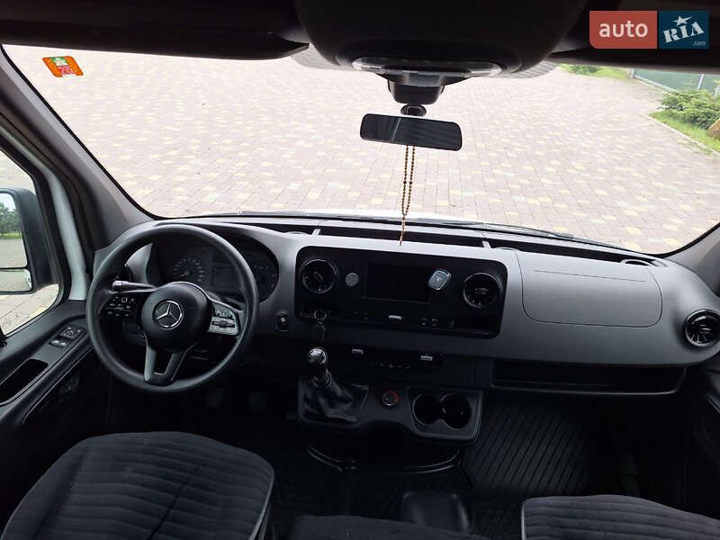 Микроавтобус Mercedes-Benz Sprinter 2019 в Львове фото 22 Микроавтобус Mercedes-Benz Sprinter 2019 в Львове