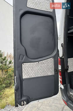 Туристичний / Міжміський автобус Mercedes-Benz Sprinter 2015 в  фото 70 Туристичний / Міжміський автобус Mercedes-Benz Sprinter 2015 в