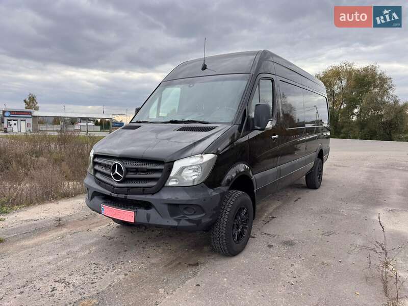 Грузопассажирский фургон Mercedes-Benz Sprinter 2016 в Ровно