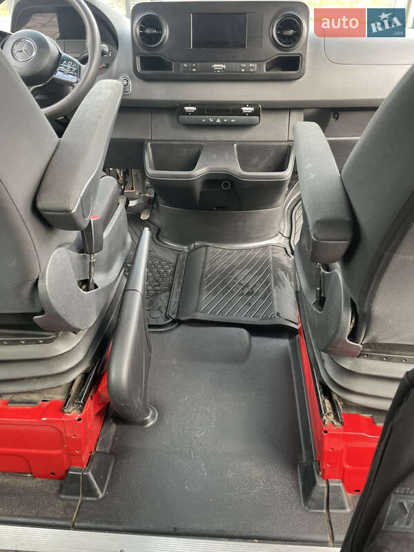 Інші вантажівки Mercedes-Benz Sprinter 2019 в Львові фото 13 Інші вантажівки Mercedes-Benz Sprinter 2019 в Львові
