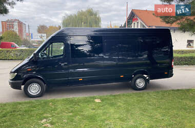 Грузовой фургон Mercedes-Benz Sprinter 2005 в 
