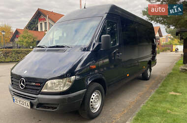 Грузовой фургон Mercedes-Benz Sprinter 2005 в 