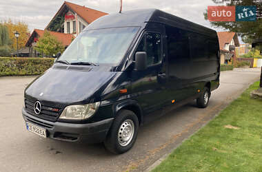 Грузовой фургон Mercedes-Benz Sprinter 2005 в 