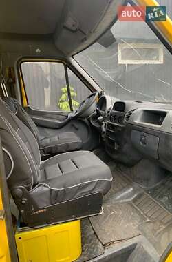 Грузовой фургон Mercedes-Benz Sprinter 2003 в  фото 6 Грузовой фургон Mercedes-Benz Sprinter 2003 в
