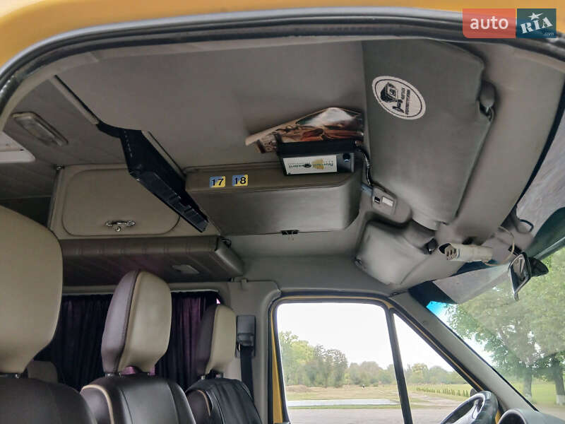 Микроавтобус Mercedes-Benz Sprinter 2004 в Черновцах