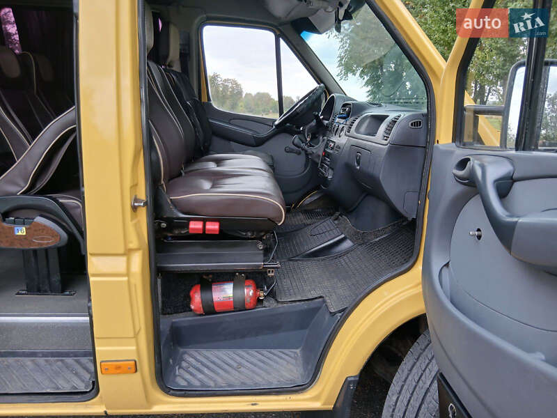 Микроавтобус Mercedes-Benz Sprinter 2004 в Черновцах
