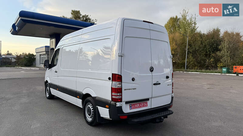 Грузовой фургон Mercedes-Benz Sprinter 2014 в Ровно