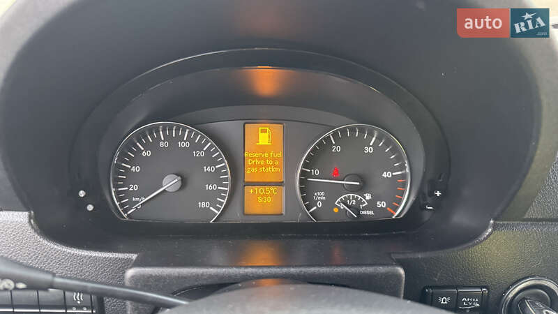 Грузовой фургон Mercedes-Benz Sprinter 2014 в Ровно