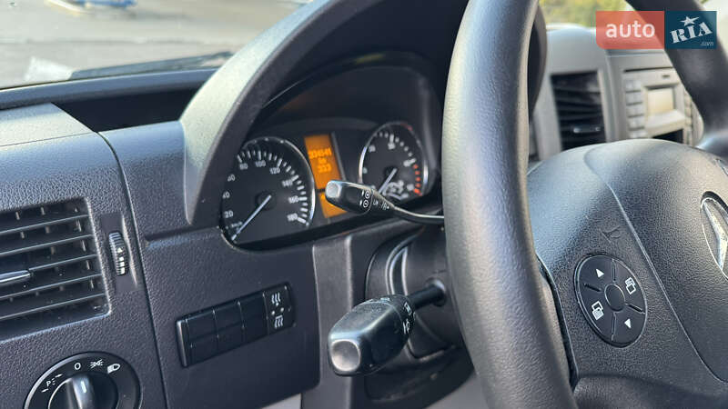 Грузовой фургон Mercedes-Benz Sprinter 2014 в Ровно