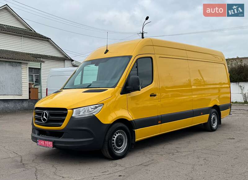 Вантажний фургон Mercedes-Benz Sprinter 2020 в Рівному фото 3 Вантажний фургон Mercedes-Benz Sprinter 2020 в Рівному