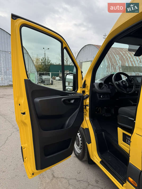 Вантажний фургон Mercedes-Benz Sprinter 2020 в Рівному фото 20 Вантажний фургон Mercedes-Benz Sprinter 2020 в Рівному