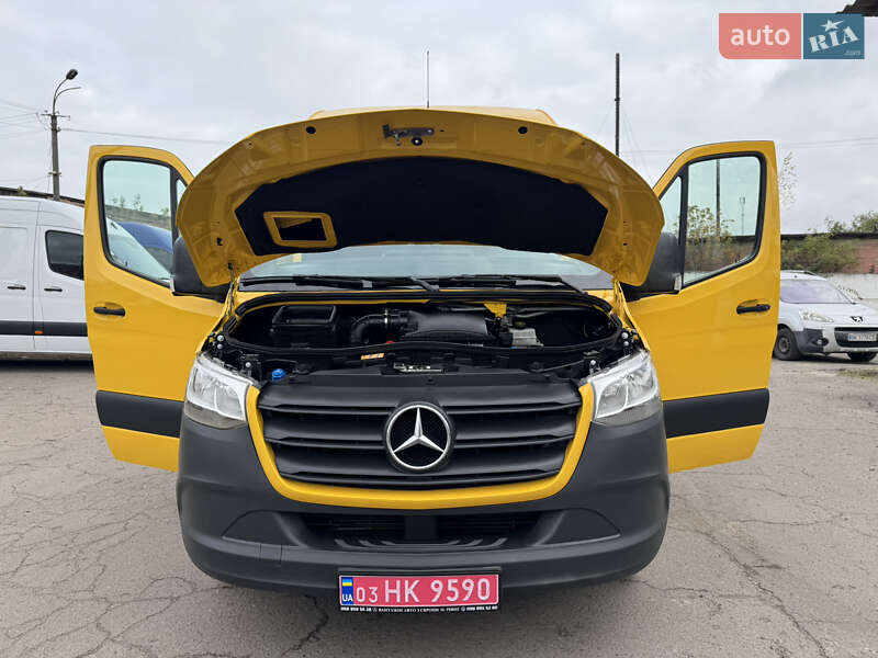 Вантажний фургон Mercedes-Benz Sprinter 2020 в Рівному фото 49 Вантажний фургон Mercedes-Benz Sprinter 2020 в Рівному