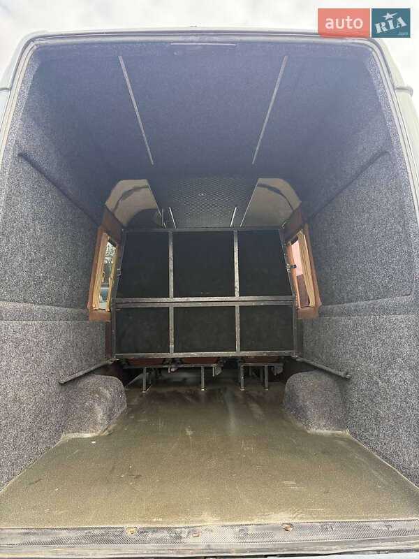Другие грузовики Mercedes-Benz Sprinter 2005 в Самборе