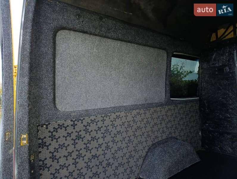 Микроавтобус Mercedes-Benz Sprinter 2005 в Стрые