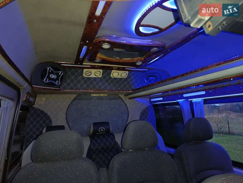 Микроавтобус Mercedes-Benz Sprinter 2005 в Стрые