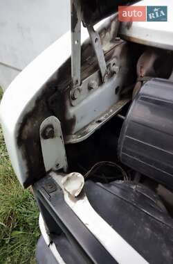 Грузовой фургон Mercedes-Benz Sprinter 1994 в  фото 13 Грузовой фургон Mercedes-Benz Sprinter 1994 в