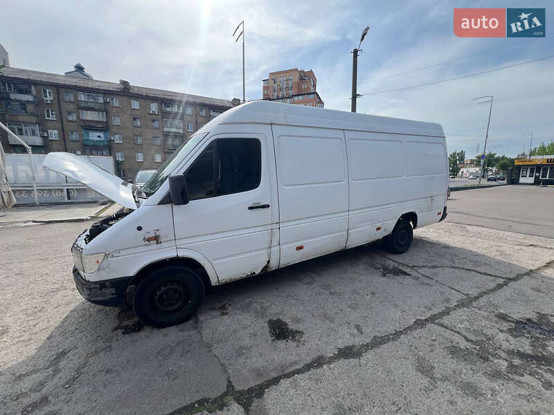 Вантажний фургон Mercedes-Benz Sprinter 1999 в 