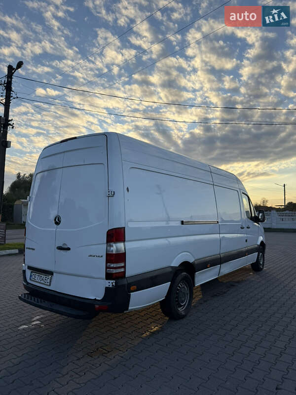 Вантажний фургон Mercedes-Benz Sprinter 2014 в Чернівцях фото 3 Вантажний фургон Mercedes-Benz Sprinter 2014 в Чернівцях