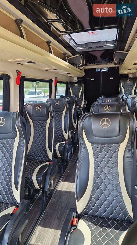 Туристический / Междугородний автобус Mercedes-Benz Sprinter 2019 в Киеве