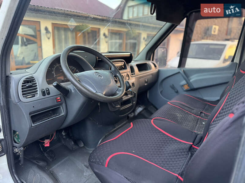 Микроавтобус Mercedes-Benz Sprinter 2000 в Иршаве