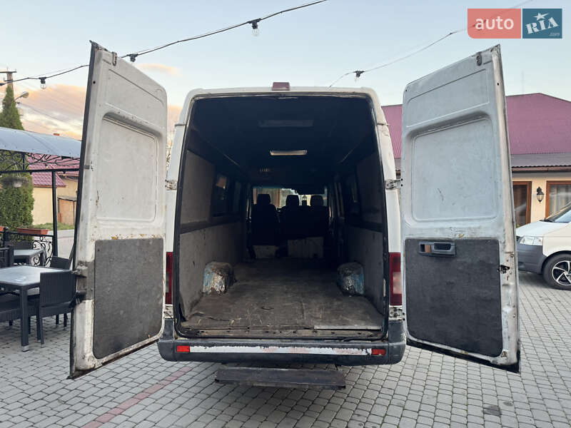 Микроавтобус Mercedes-Benz Sprinter 2000 в Иршаве