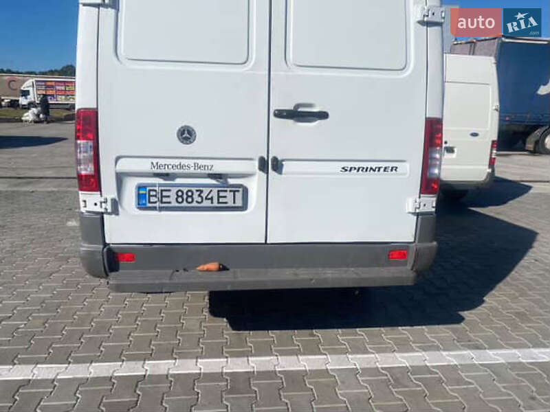 Грузовой фургон Mercedes-Benz Sprinter 2002 в Киеве