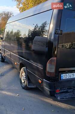 Микроавтобус Mercedes-Benz Sprinter 2002 в  фото 6 Микроавтобус Mercedes-Benz Sprinter 2002 в