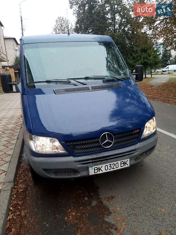 Грузовой фургон Mercedes-Benz Sprinter 2003 в Сарнах фото 2 Грузовой фургон Mercedes-Benz Sprinter 2003 в Сарнах