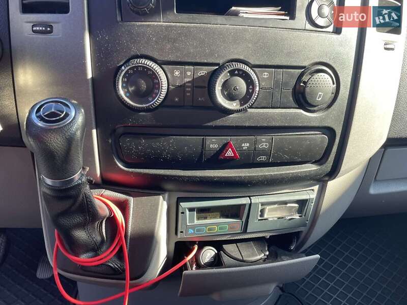 Вантажний фургон Mercedes-Benz Sprinter 2018 в Заліщиках фото 15 Вантажний фургон Mercedes-Benz Sprinter 2018 в Заліщиках