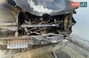 Грузопассажирский фургон Mercedes-Benz Sprinter 2001 в  фото 6 Грузопассажирский фургон Mercedes-Benz Sprinter 2001 в