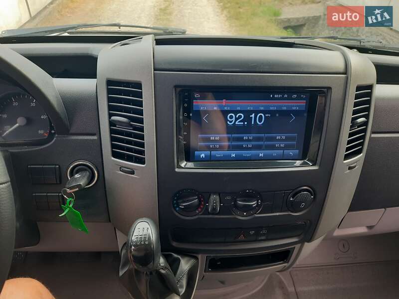 Грузовой фургон Mercedes-Benz Sprinter 2012 в Черновцах фото 21 Грузовой фургон Mercedes-Benz Sprinter 2012 в Черновцах