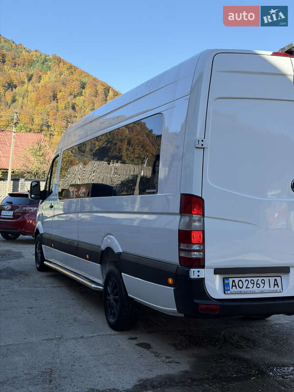 Микроавтобус Mercedes-Benz Sprinter 2016 в Дубовом фото 8 Микроавтобус Mercedes-Benz Sprinter 2016 в Дубовом