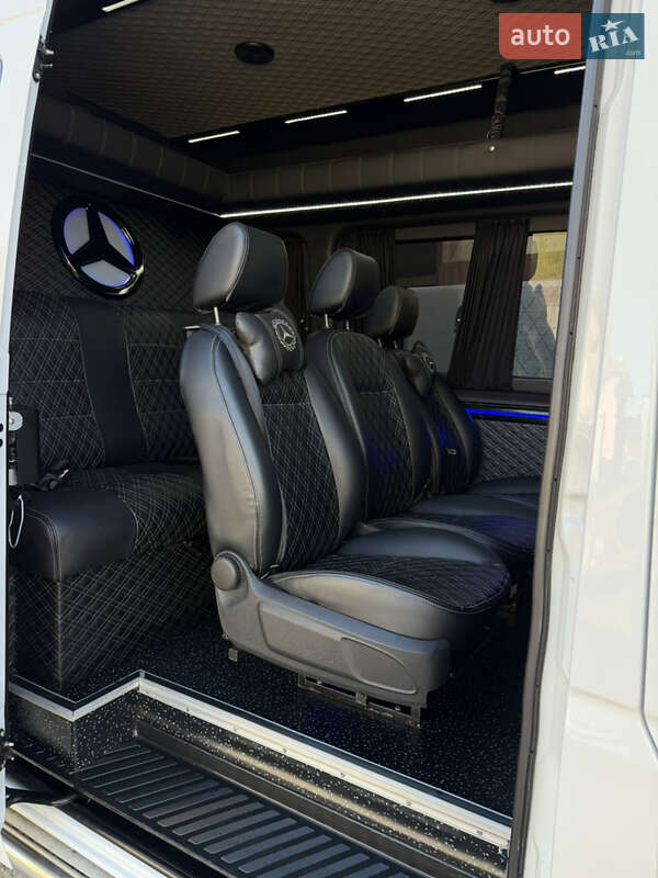 Микроавтобус Mercedes-Benz Sprinter 2016 в Дубовом фото 16 Микроавтобус Mercedes-Benz Sprinter 2016 в Дубовом