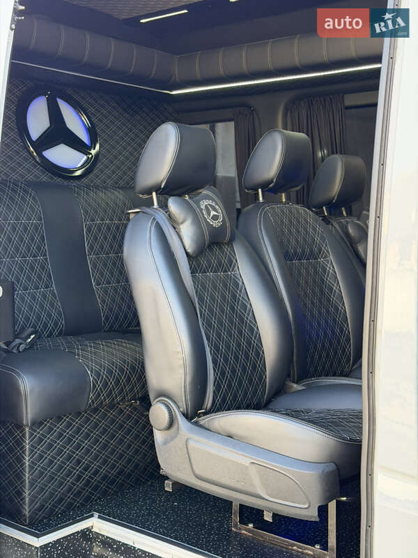 Микроавтобус Mercedes-Benz Sprinter 2016 в Дубовом фото 14 Микроавтобус Mercedes-Benz Sprinter 2016 в Дубовом