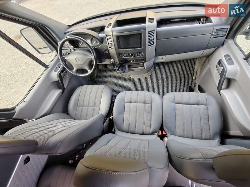 Мікроавтобус Mercedes-Benz Sprinter 2007 в Дніпрі фото 15 Мікроавтобус Mercedes-Benz Sprinter 2007 в Дніпрі