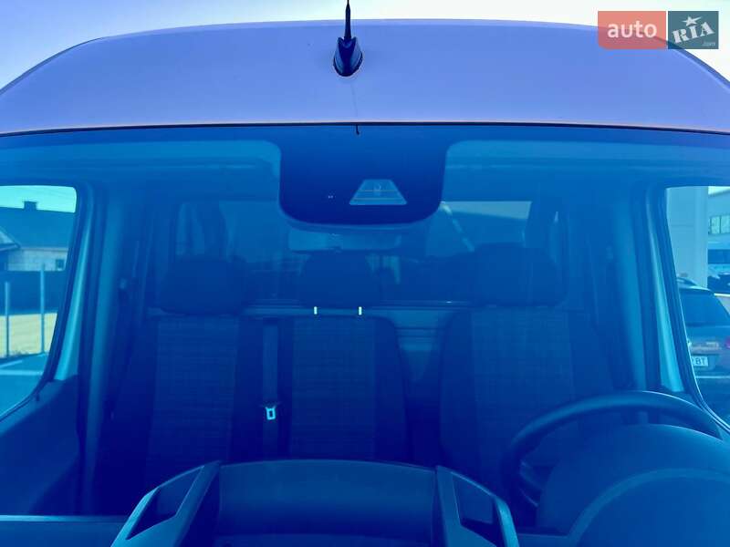 Вантажний фургон Mercedes-Benz Sprinter 2016 в Нововолинську
