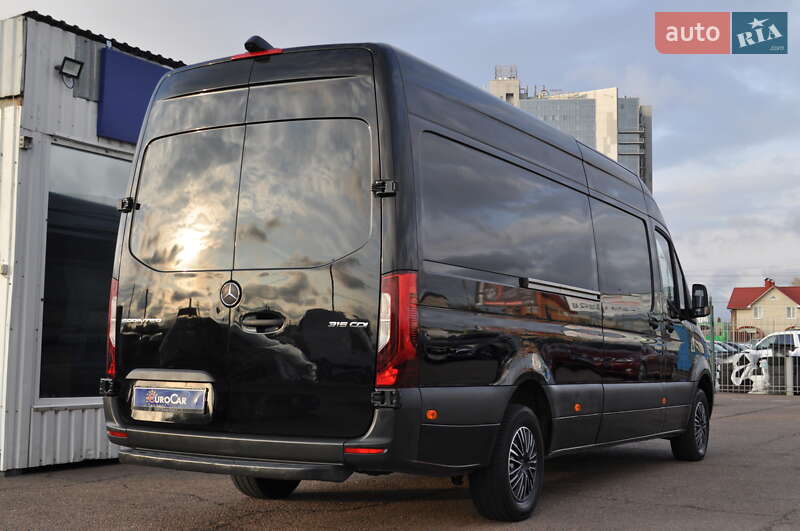 Грузовой фургон Mercedes-Benz Sprinter 2022 в Киеве фото 9 Грузовой фургон Mercedes-Benz Sprinter 2022 в Киеве