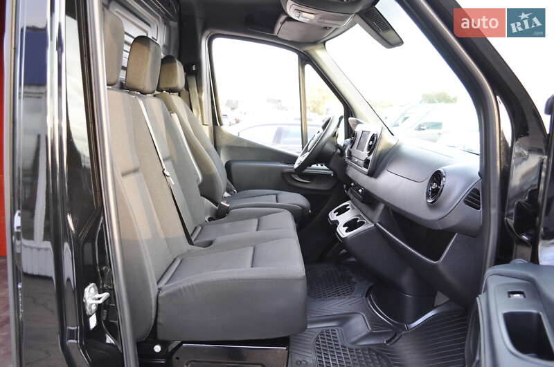 Грузовой фургон Mercedes-Benz Sprinter 2022 в Киеве фото 39 Грузовой фургон Mercedes-Benz Sprinter 2022 в Киеве
