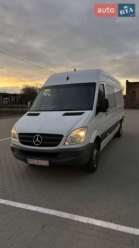 Вантажний фургон Mercedes-Benz Sprinter 2013 в 