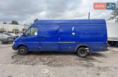 Микроавтобус грузовой (до 3,5т) Mercedes-Benz Sprinter 2003 в  фото 2 Микроавтобус грузовой (до 3,5т) Mercedes-Benz Sprinter 2003 в