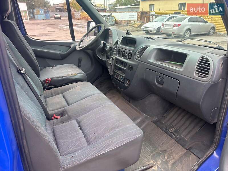 Мікроавтобус вантажний (до 3,5т) Mercedes-Benz Sprinter 2003 в Запоріжжі фото 10 Мікроавтобус вантажний (до 3,5т) Mercedes-Benz Sprinter 2003 в Запоріжжі