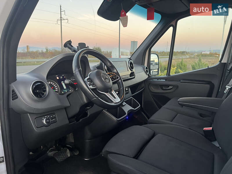 Микроавтобус Mercedes-Benz Sprinter 2019 в Хусте фото 32 Микроавтобус Mercedes-Benz Sprinter 2019 в Хусте