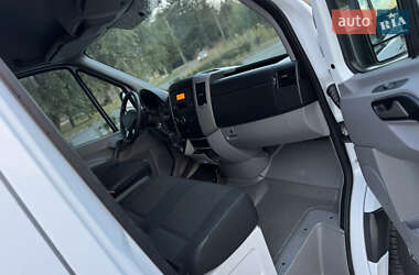 Вантажний фургон Mercedes-Benz Sprinter 2014 в  фото 13 Вантажний фургон Mercedes-Benz Sprinter 2014 в