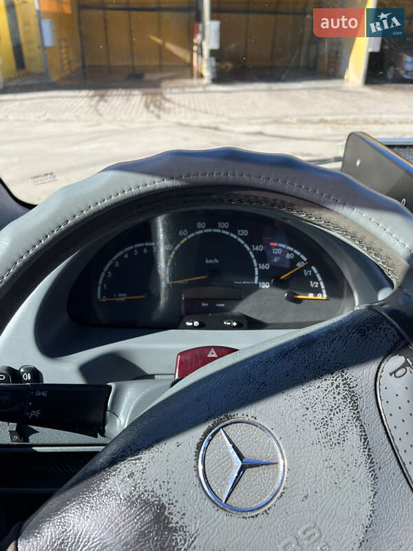 Микроавтобус Mercedes-Benz Sprinter 2006 в Хмельницком фото 24 Микроавтобус Mercedes-Benz Sprinter 2006 в Хмельницком