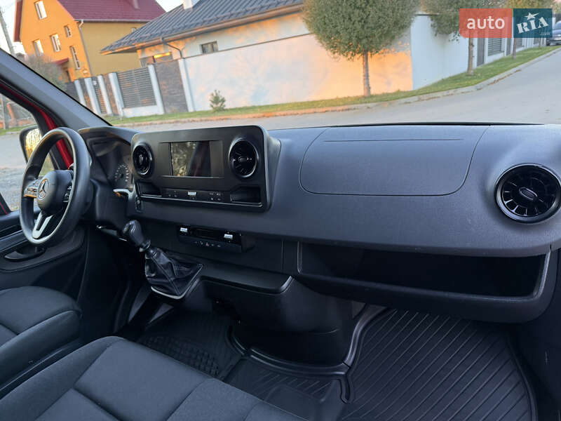 Вантажний фургон Mercedes-Benz Sprinter 2019 в Ковелі фото 17 Вантажний фургон Mercedes-Benz Sprinter 2019 в Ковелі